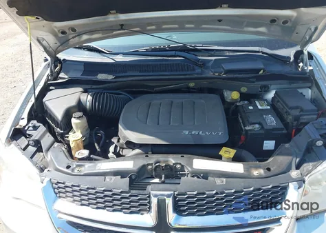 2012 Dodge Grand Caravan Sxt from USA, damaged, VIN 2C4RDGCG0CR284575